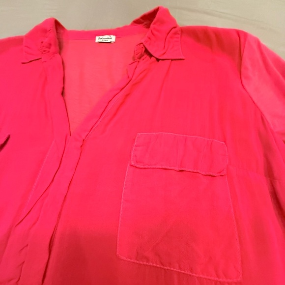 NWOT Splendid Long Sleeve w/ Roll Tab Hot Pink Henley Top Size Small MSRP $98 - Picture 7 of 11